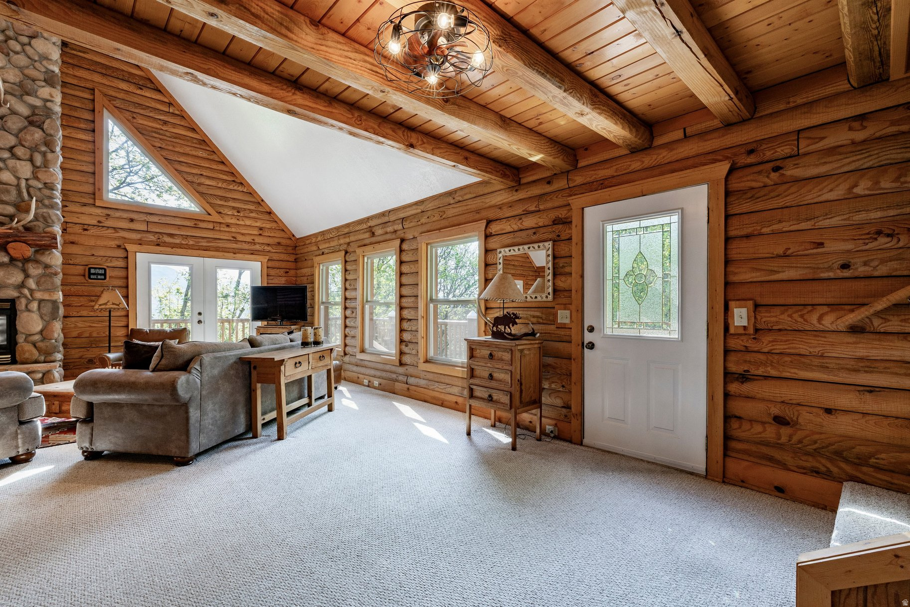 SPRING MOUNTAIN RANCHETTES - Residential