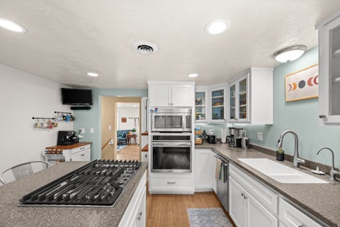 Tiny photo for 1716 E WOODSIDE DR, Holladay, UT 84124 (MLS # 2178627)