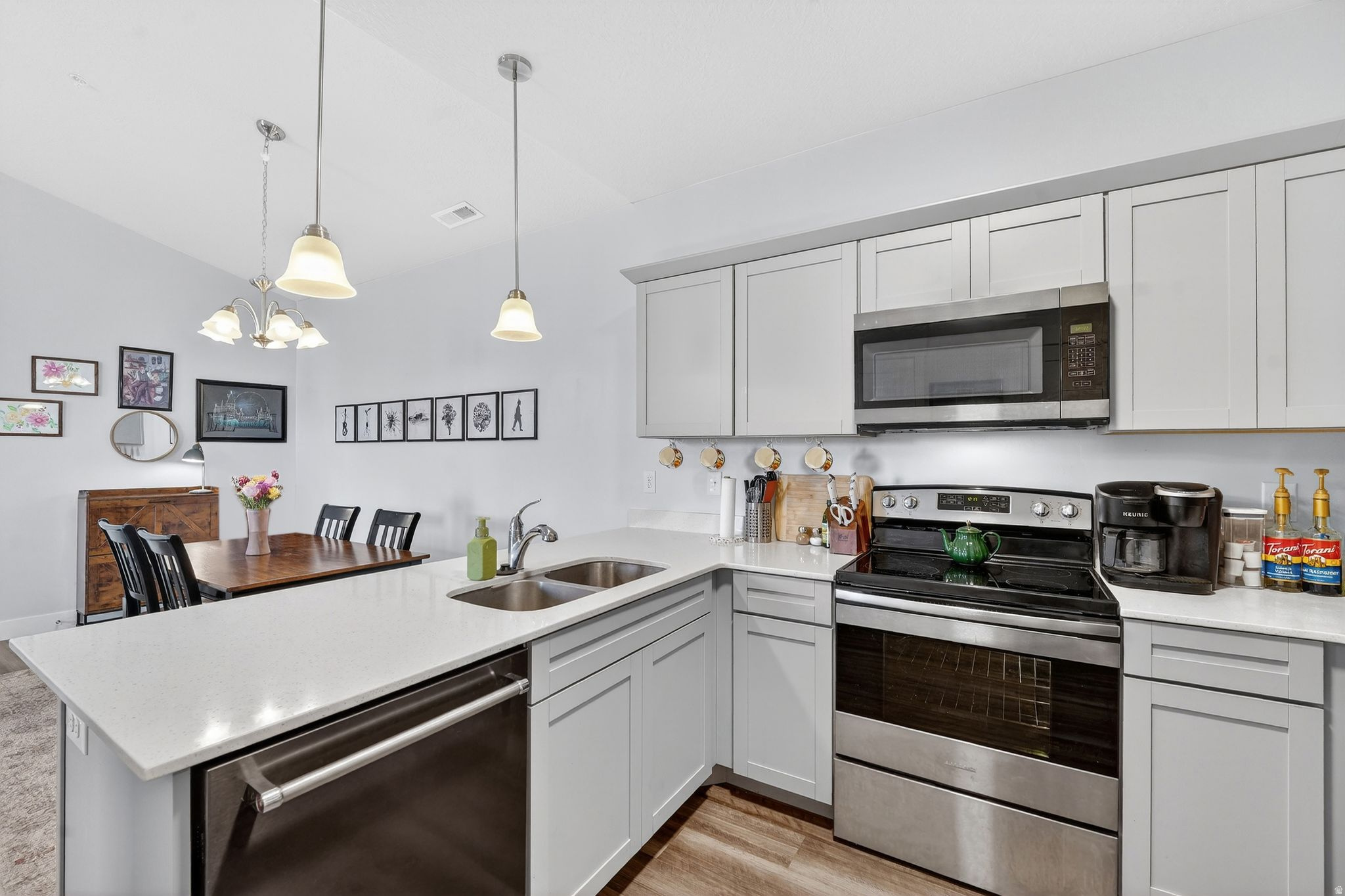 GARDNER POINT - Residential