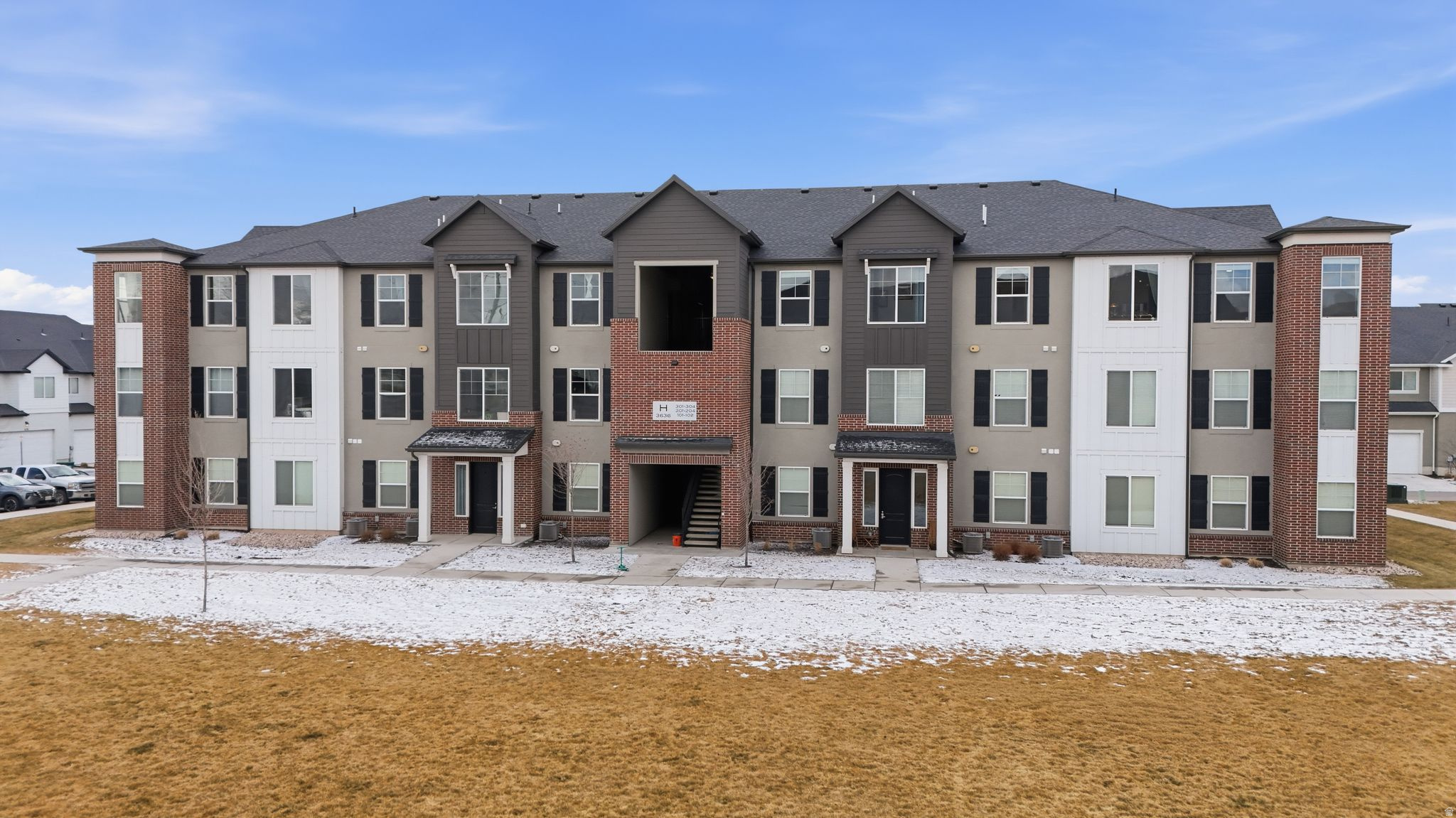 GARDNER POINT - Residential