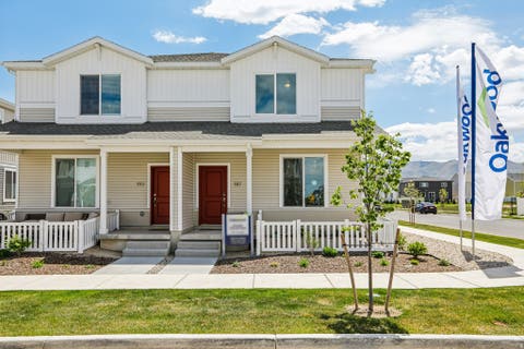 Townhouse For Sale - 484 N Weber River Rd<br/> Saratoga Springs, UT 84045