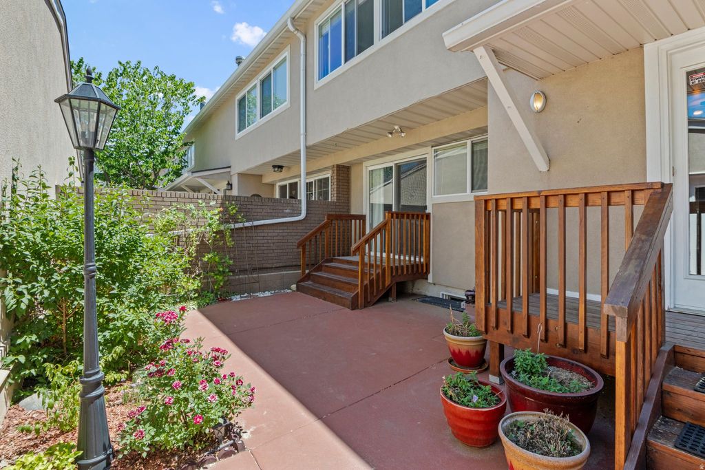 Photo of 1870 E MONTEREY DR, Salt Lake City, UT 84121 (MLS # 2135448)