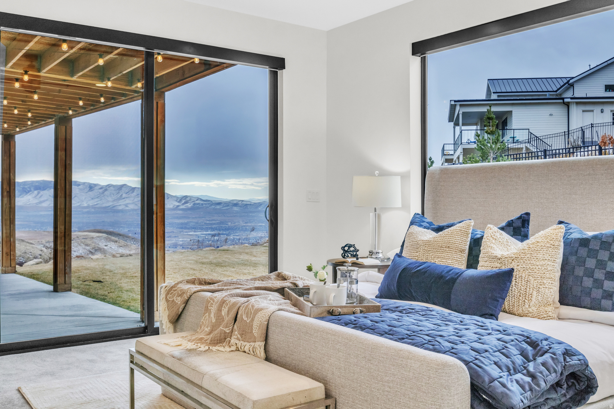 TRAVERSE MOUNTAIN - Residential