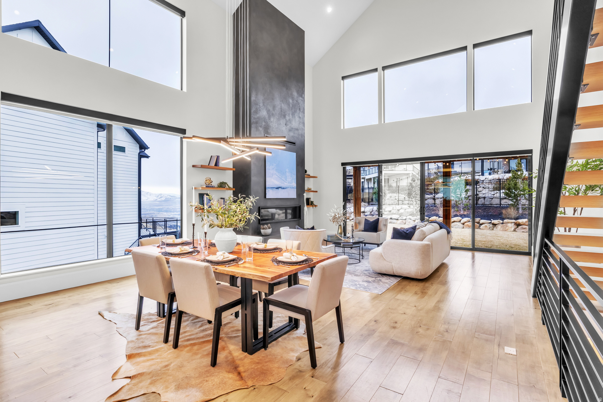 TRAVERSE MOUNTAIN - Residential