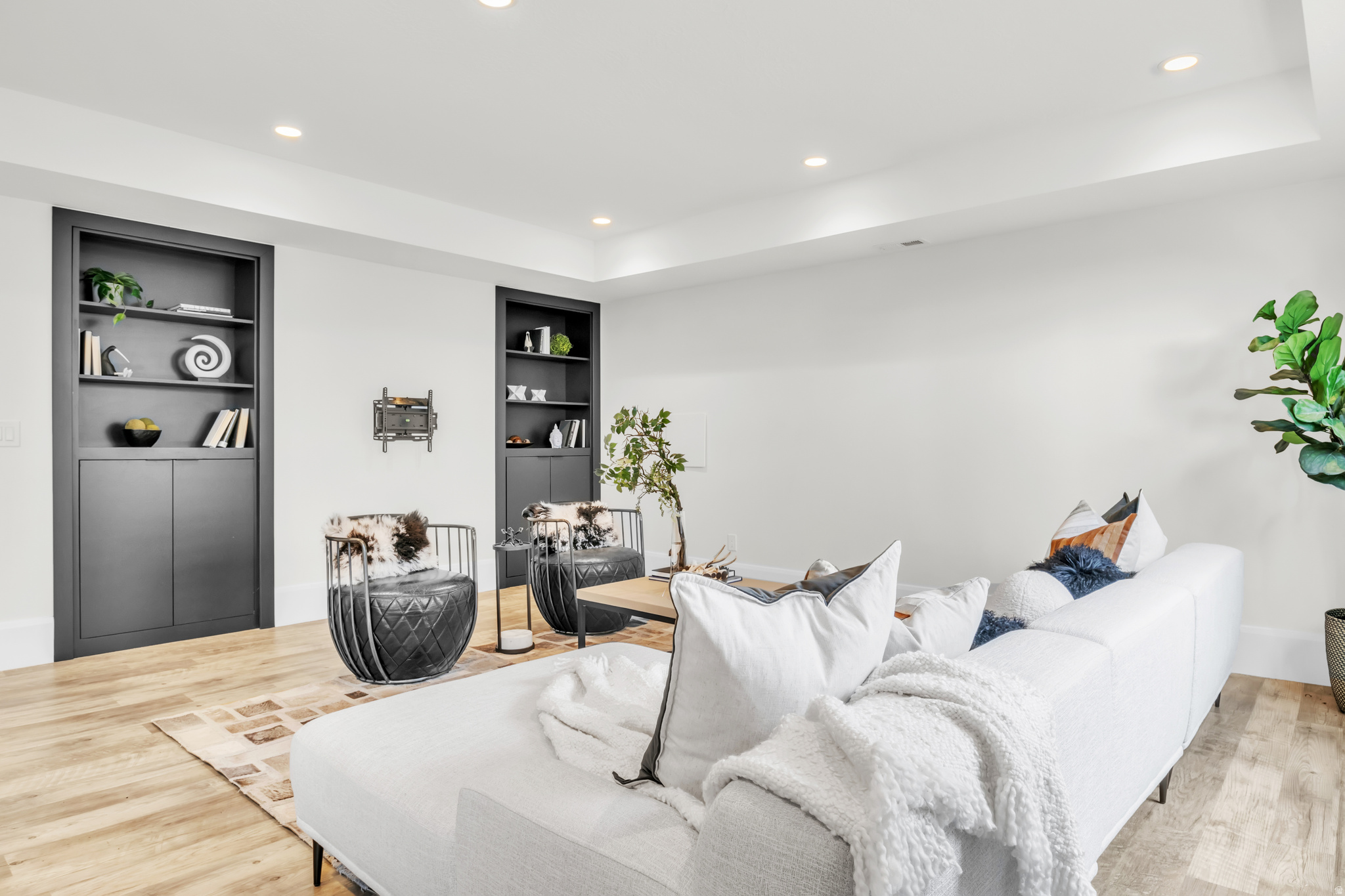 TRAVERSE MOUNTAIN - Residential