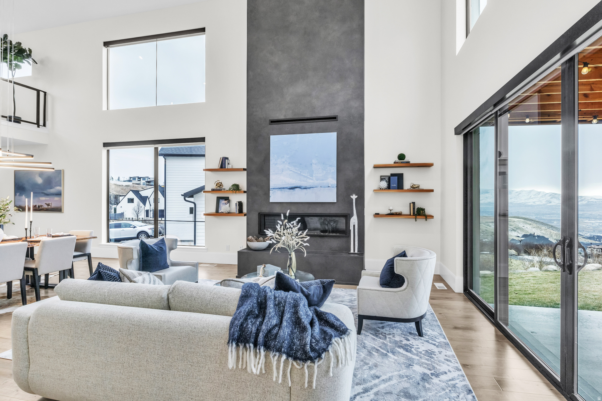 TRAVERSE MOUNTAIN - Residential