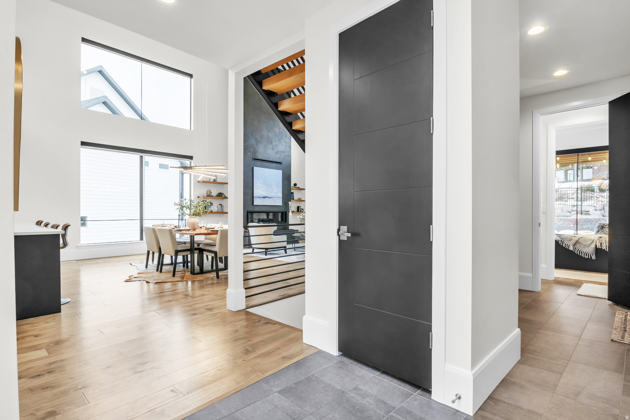 TRAVERSE MOUNTAIN - Residential