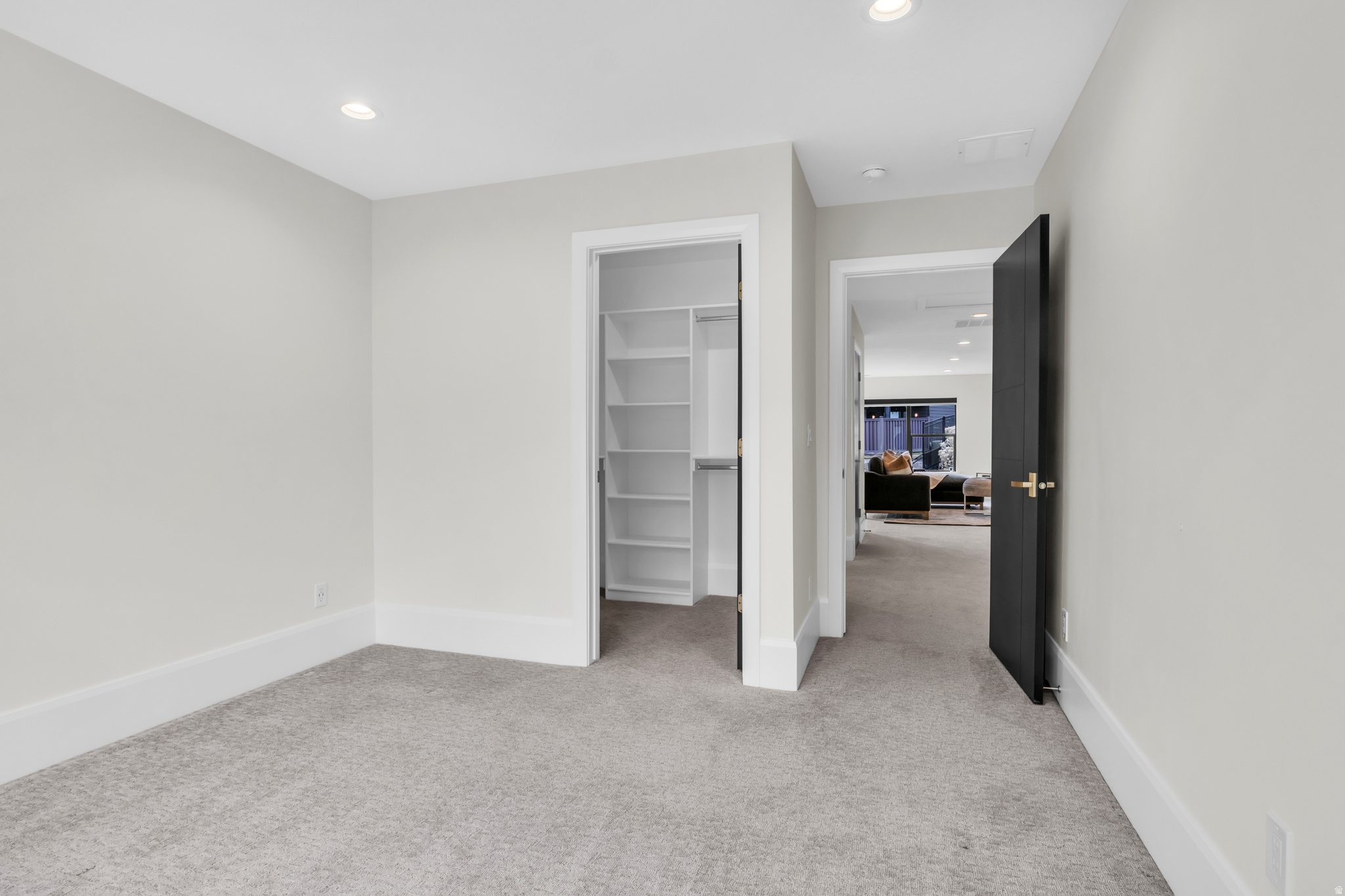 TRAVERSE MOUNTAIN - Residential