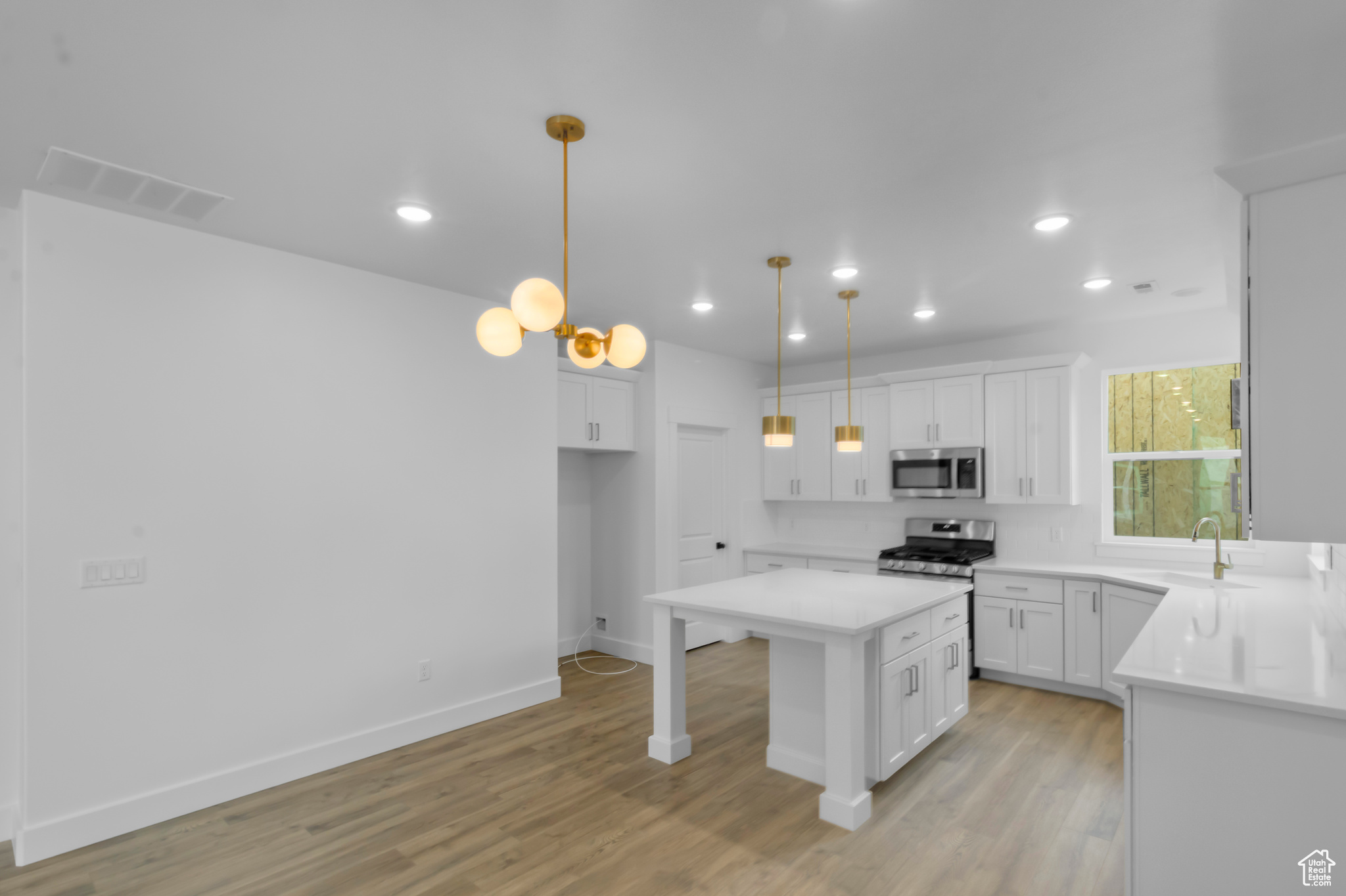 RIDGELINE PARK - Residential