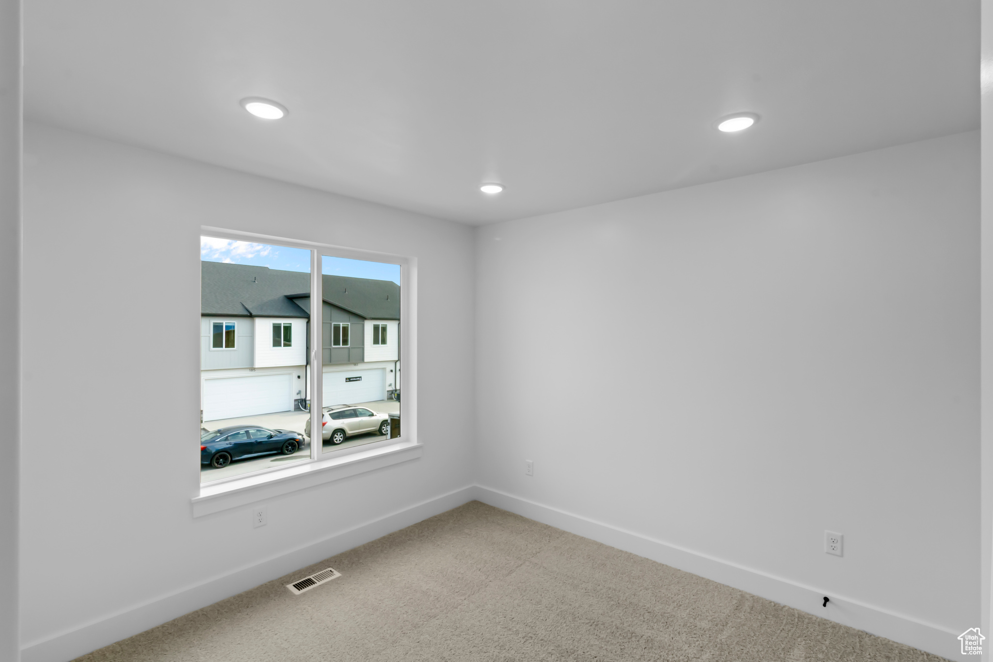 RIDGELINE PARK - Residential