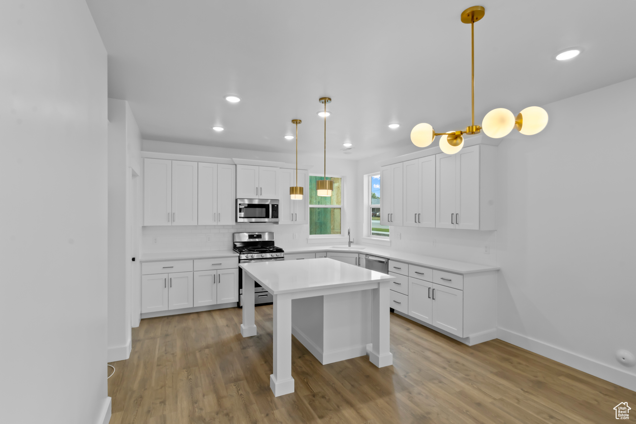 RIDGELINE PARK - Residential