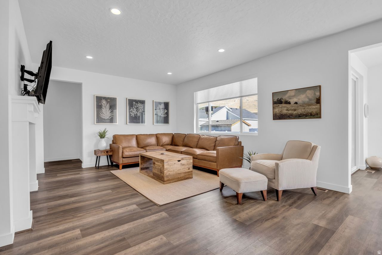 PASTURES AT SADDLEBACK - Residential