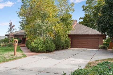 Photo of 465 S TOWERS DR, Salem, UT 84653 (MLS # 2116902)