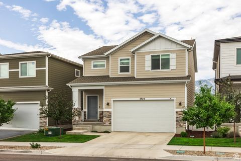 Photo of 4924 W WILLOWSTONE DR, Highland, UT 84003 (MLS # 2100291)