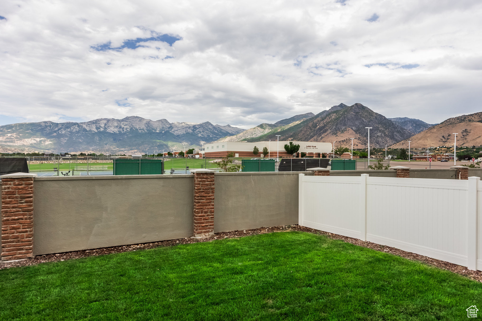 RIDGE - Residential