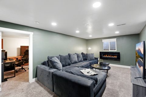 Tiny photo for 534 N 1400 W, Salt Lake City, UT 84116 (MLS # 2135594)