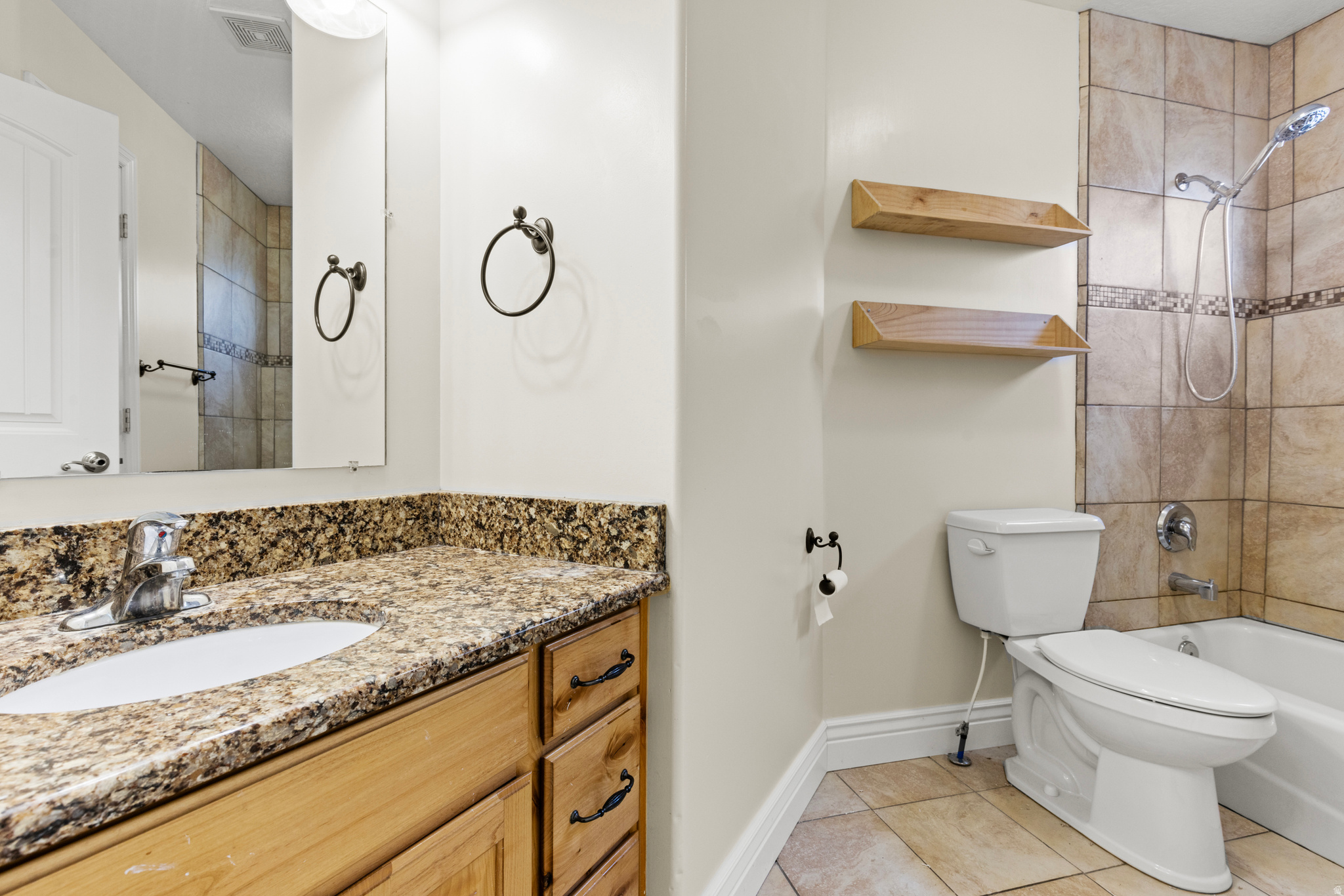 ROCKWELL ESTATES - Residential