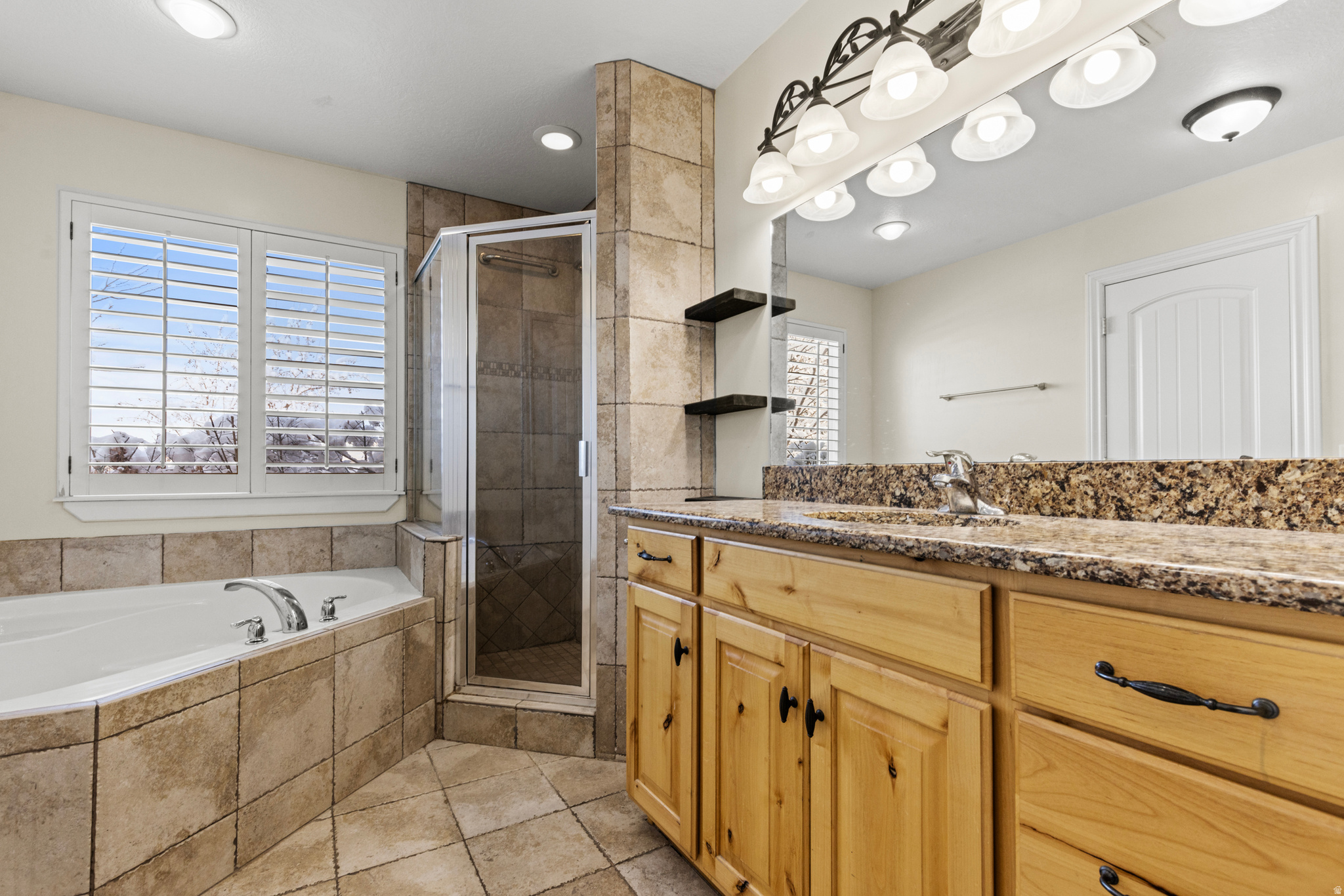 ROCKWELL ESTATES - Residential