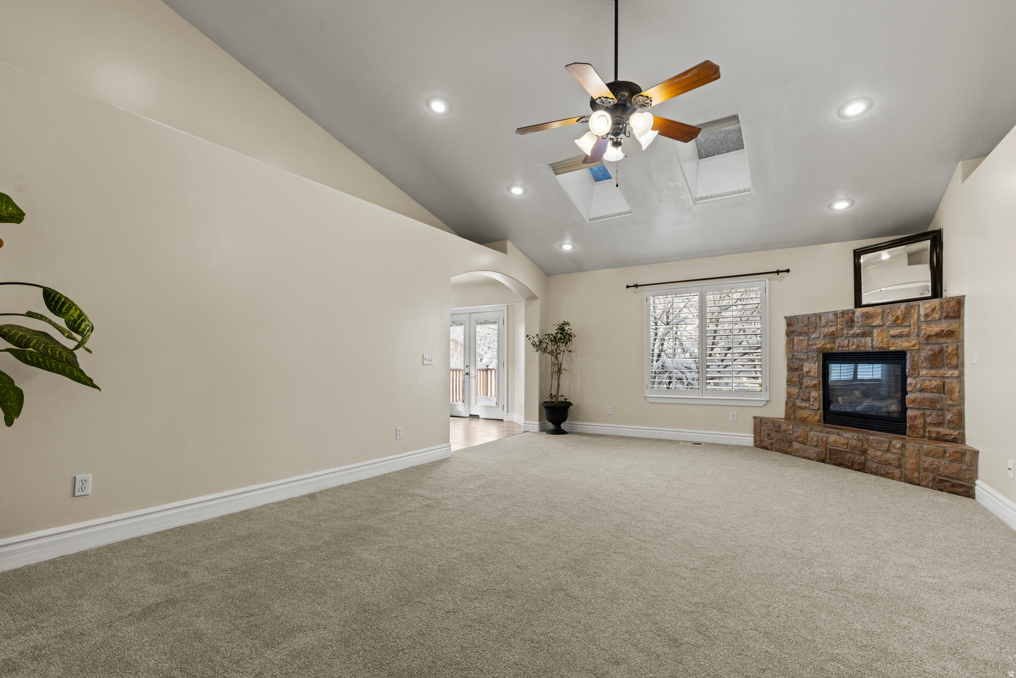 ROCKWELL ESTATES - Residential