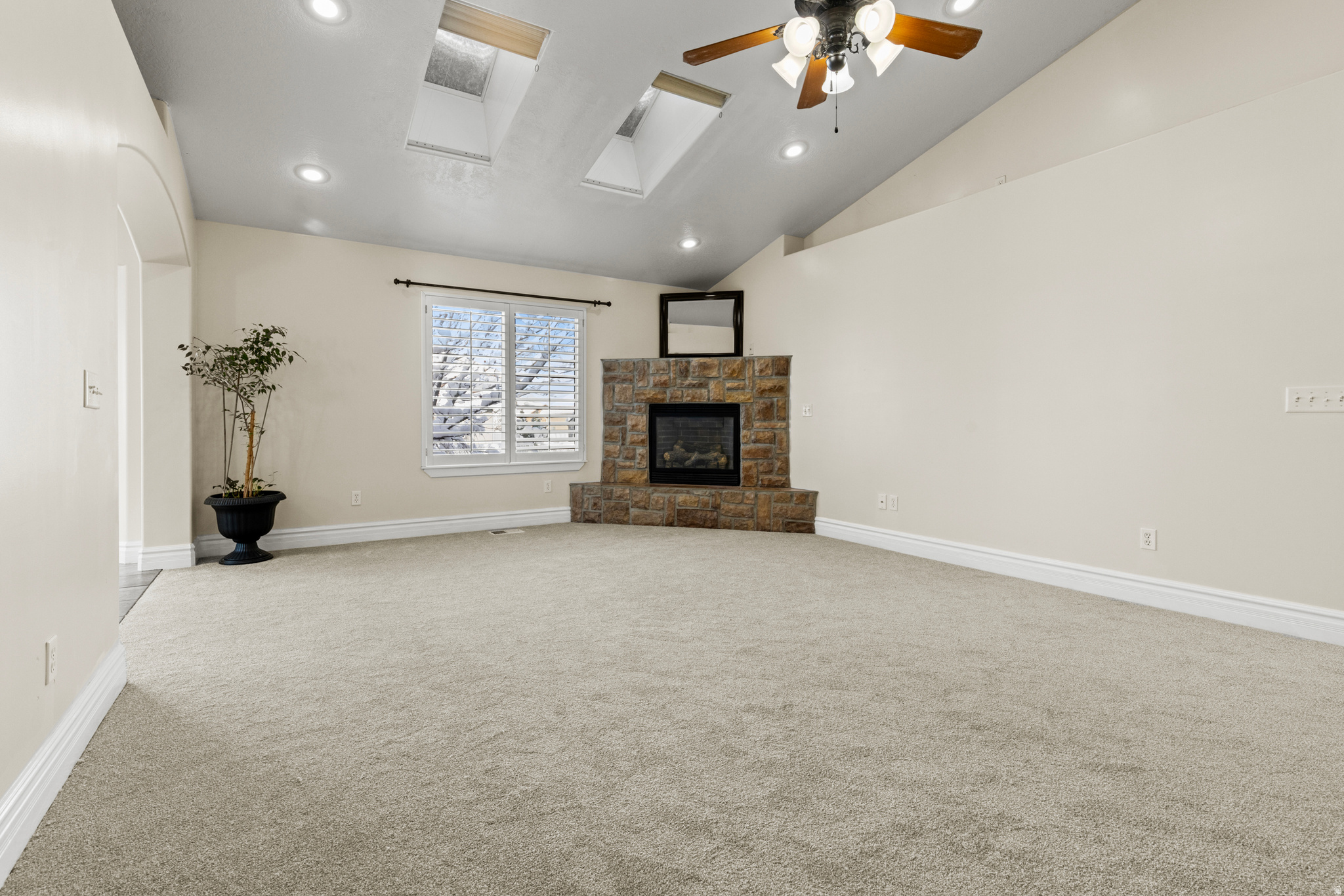 ROCKWELL ESTATES - Residential