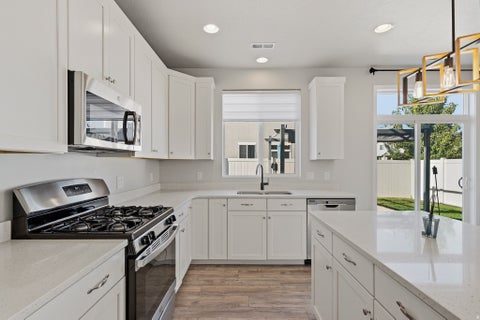 Tiny photo for 2104 W 3360 S, Syracuse, UT 84075 (MLS # 2183300)
