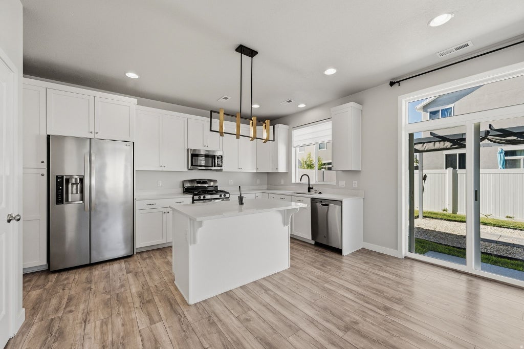 Photo of 2104 W 3360 S, Syracuse, UT 84075 (MLS # 2183300)