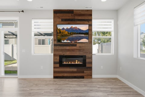 Tiny photo for 2104 W 3360 S, Syracuse, UT 84075 (MLS # 2183300)