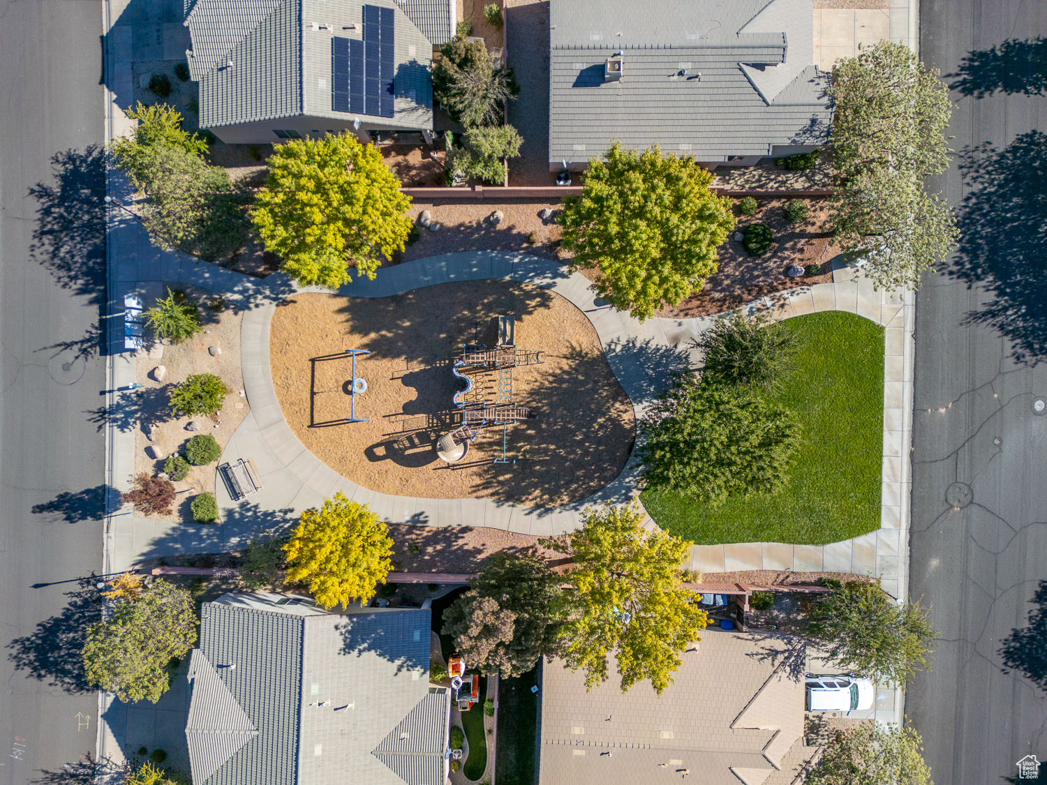 3177 E Fourteen Fairway Dr, Washington, Utah image 35