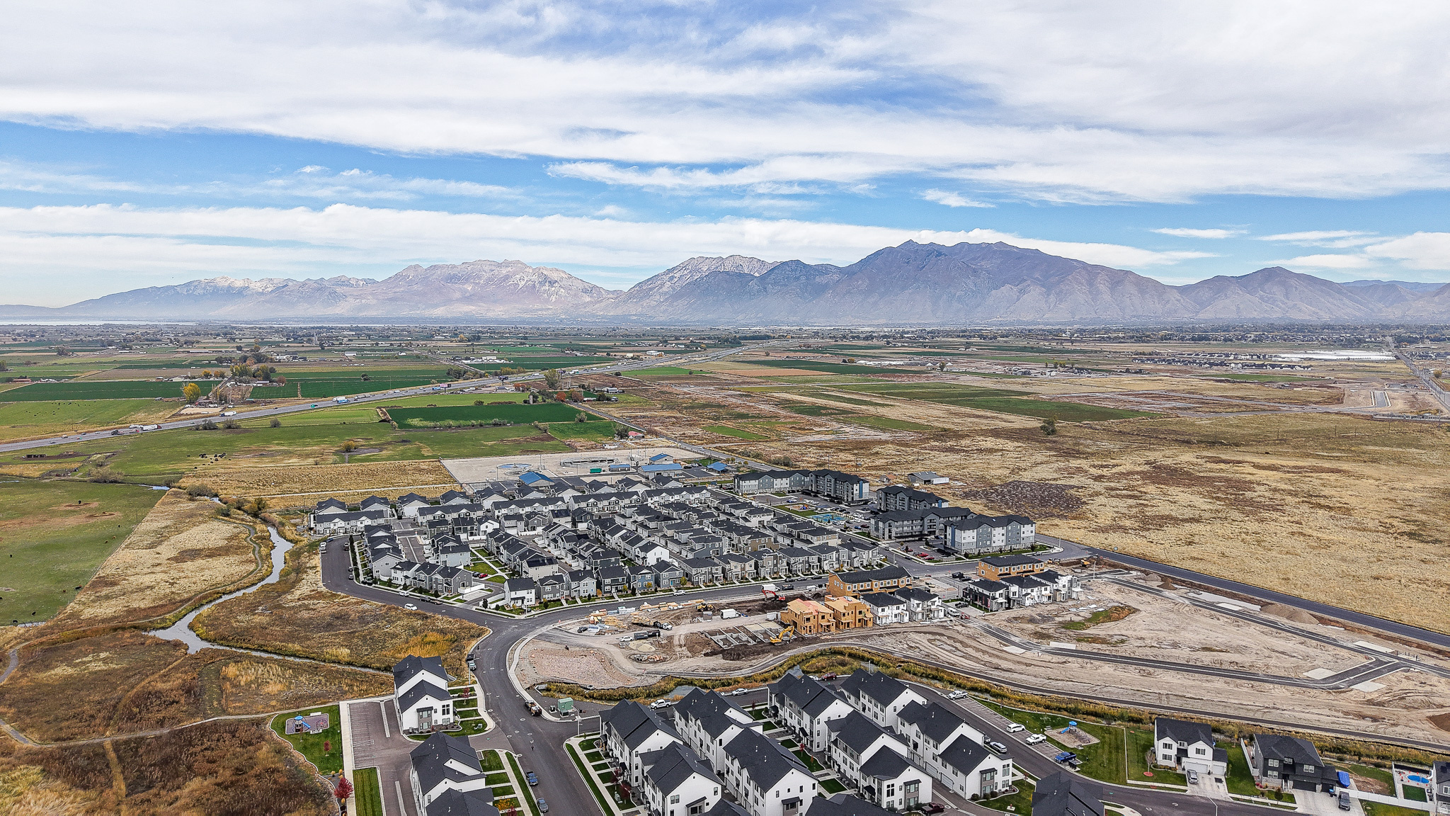 ARROWHEAD PARK - Residential