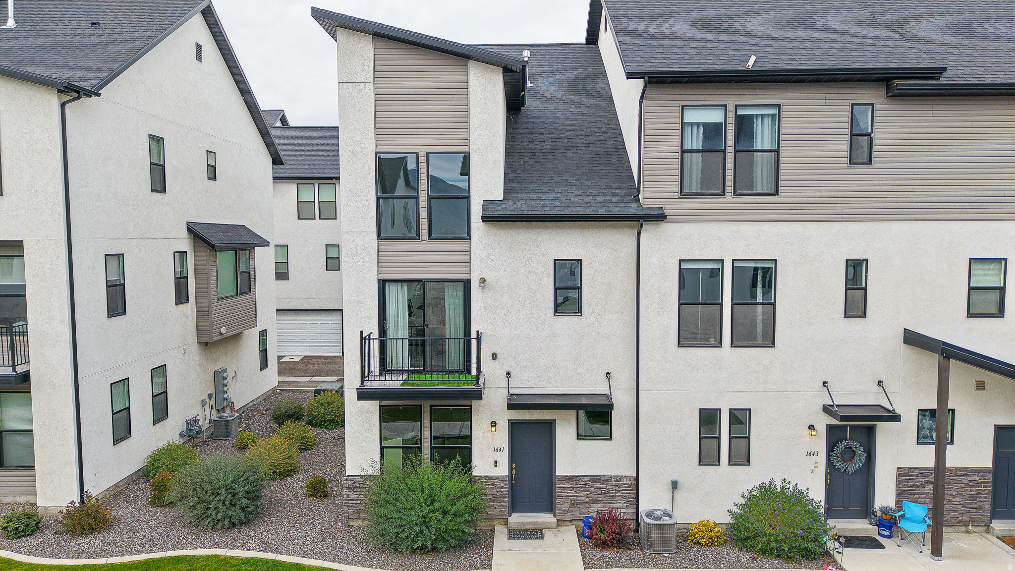 ARROWHEAD PARK - Residential