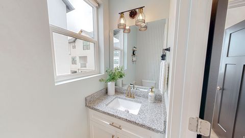 Tiny photo for 1641 N 1320 E, Payson, UT 84651 (MLS # 2141528)