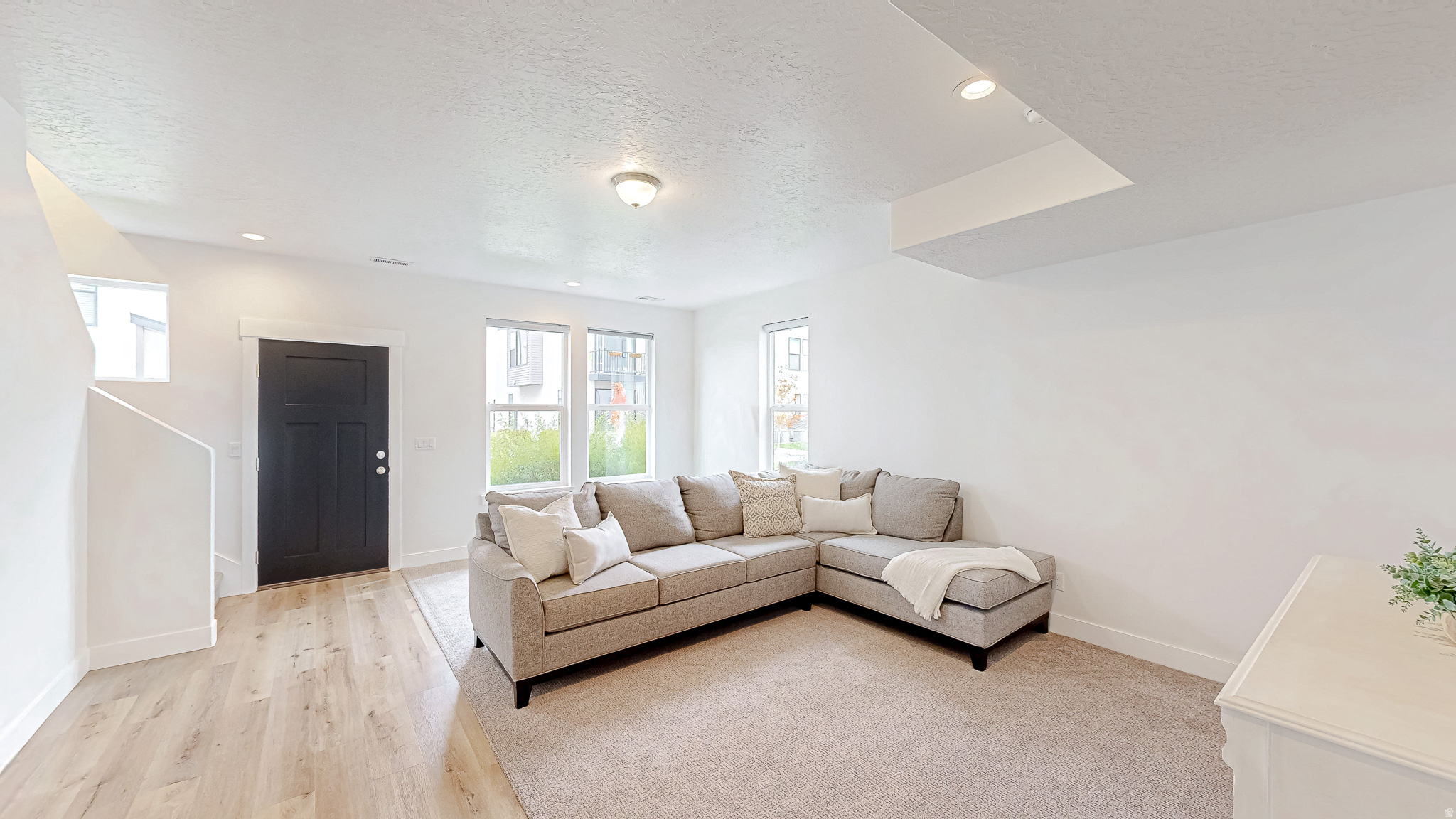 ARROWHEAD PARK - Residential