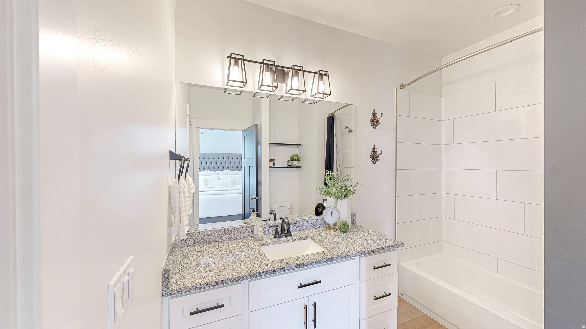 ARROWHEAD PARK - Residential