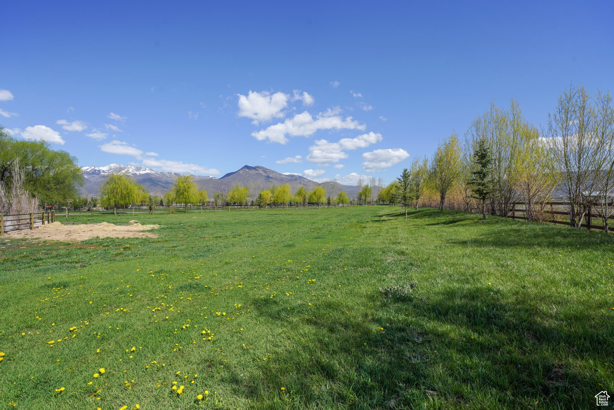 Heber City, Utah 84032, United States, 7 Bedrooms Bedrooms, ,6 BathroomsBathrooms,Residential,Active,77041