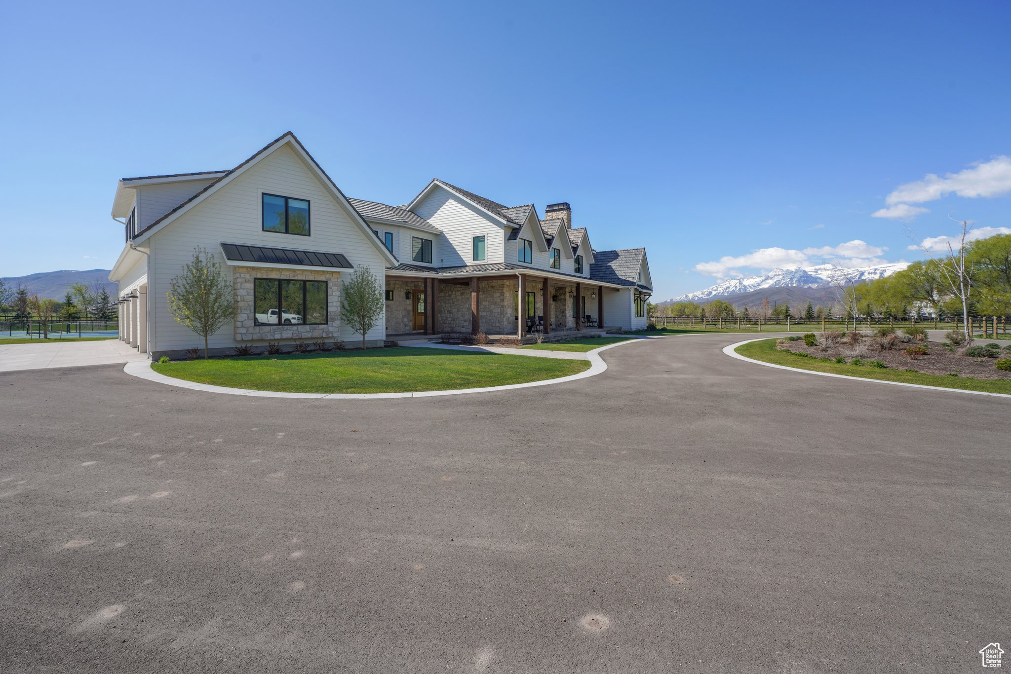 Heber City, Utah 84032, United States, 7 Bedrooms Bedrooms, ,6 BathroomsBathrooms,Residential,Active,77041