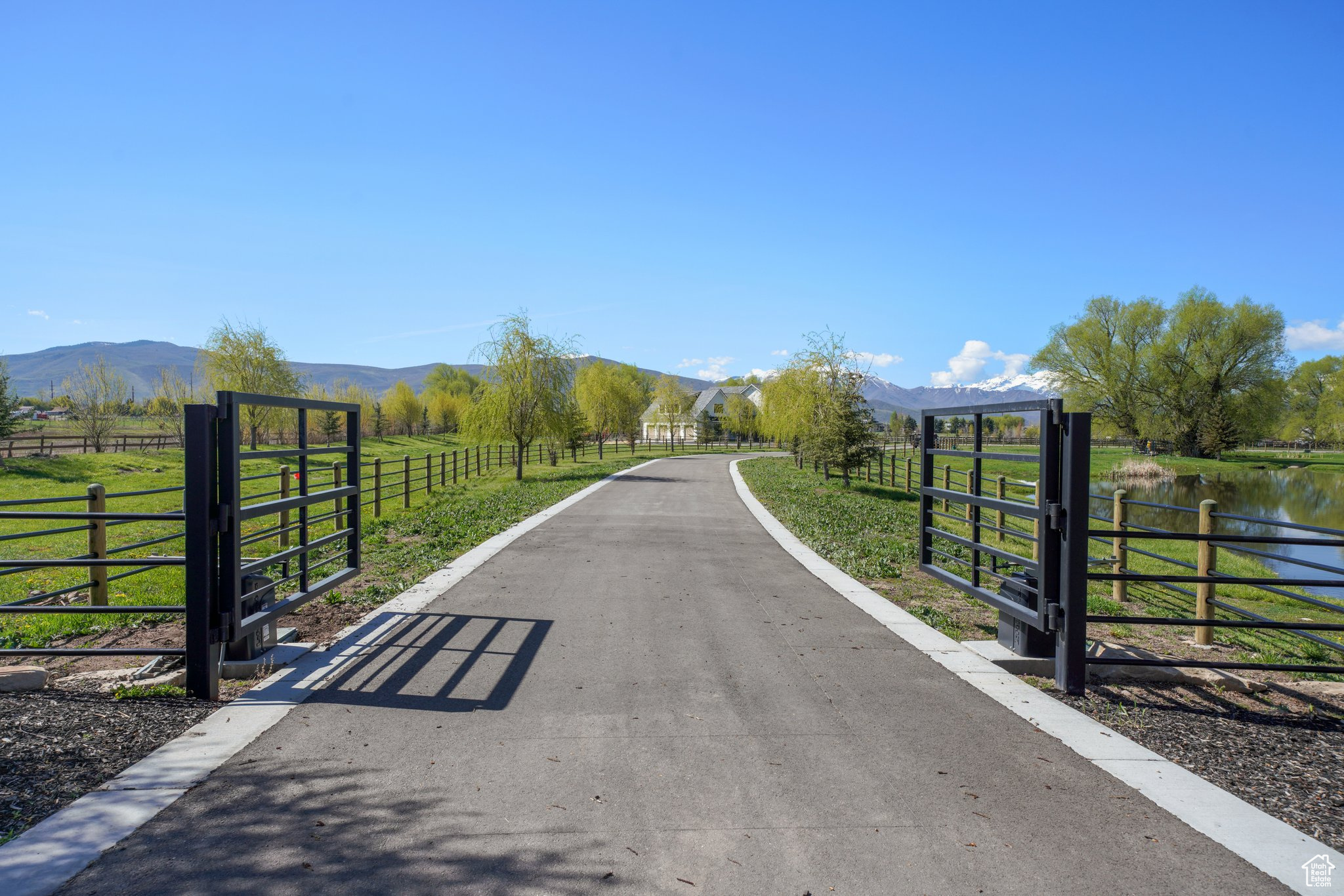 Heber City, Utah 84032, United States, 7 Bedrooms Bedrooms, ,6 BathroomsBathrooms,Residential,Active,77041