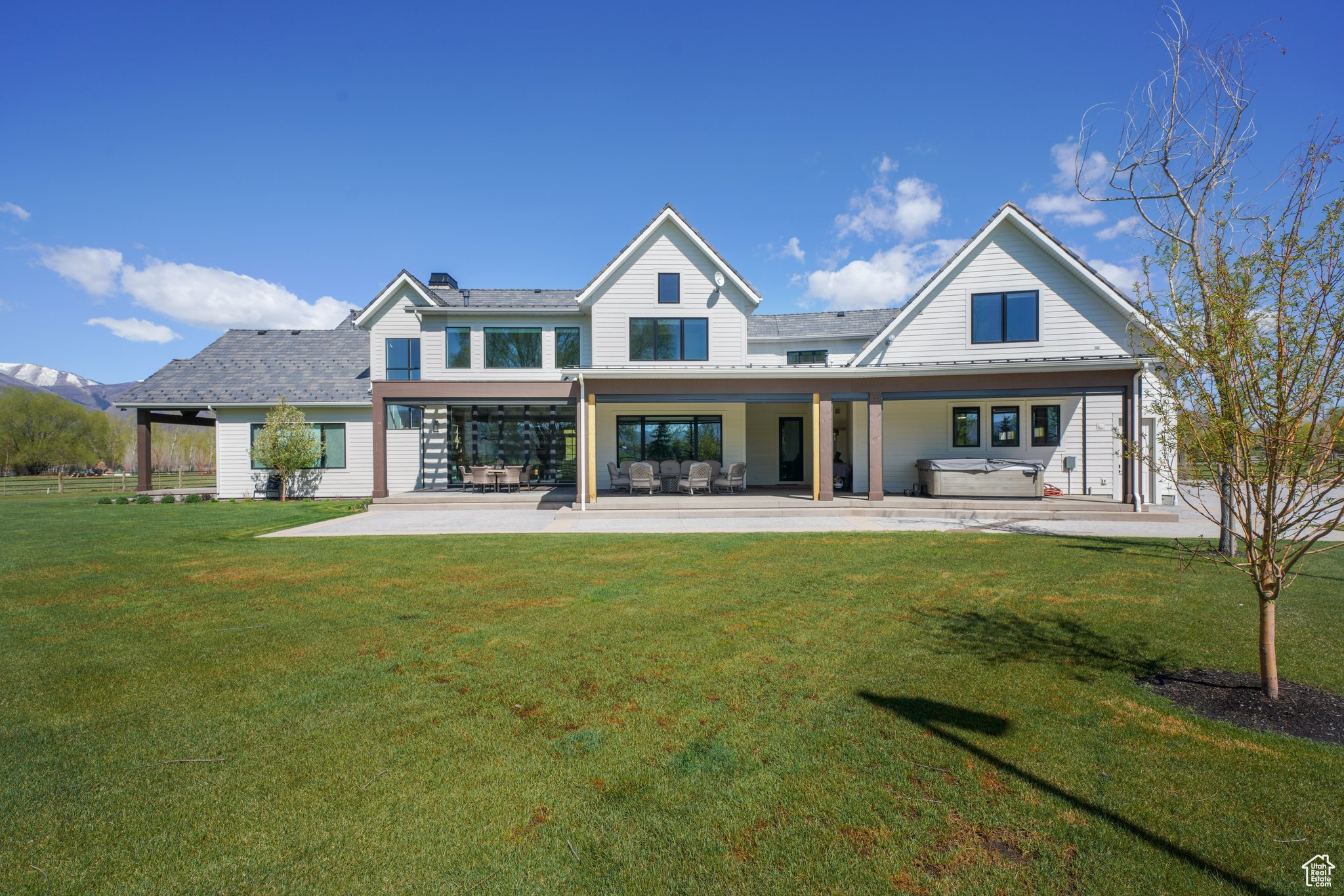 Heber City, Utah 84032, United States, 7 Bedrooms Bedrooms, ,6 BathroomsBathrooms,Residential,Active,77041