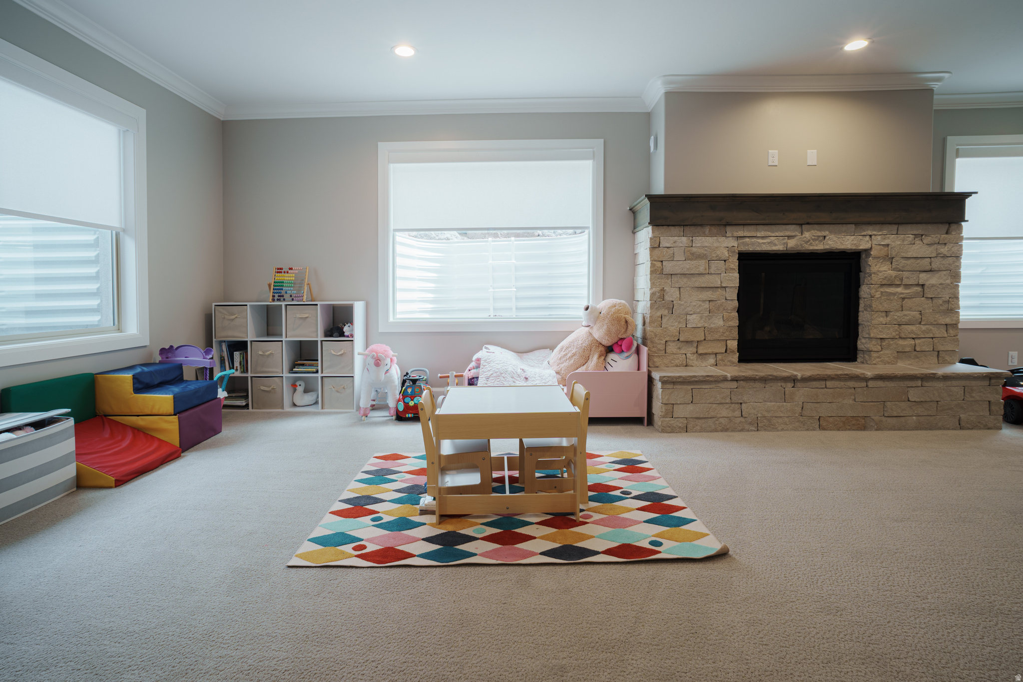 EAGLE CREST NO 4 AT SUNCREST - Residential