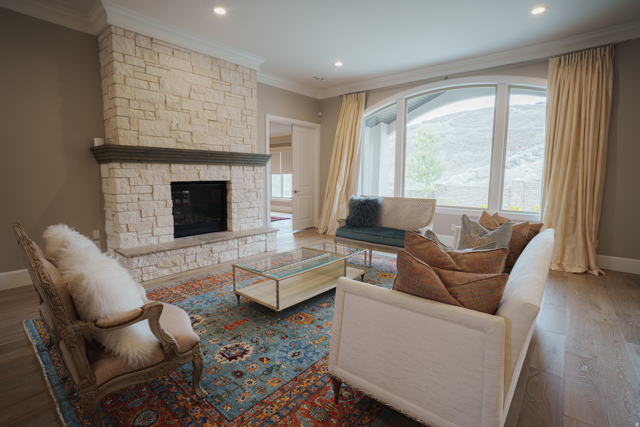 EAGLE CREST NO 4 AT SUNCREST - Residential