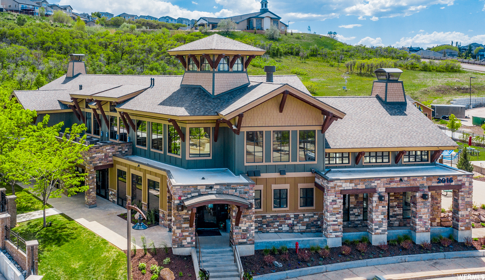 EAGLE CREST NO 4 AT SUNCREST - Residential