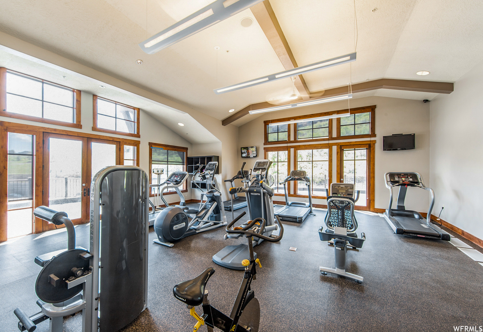 EAGLE CREST NO 4 AT SUNCREST - Residential