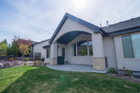 Tiny photo for 2189 E FAIR WINNS LN, Draper (UT Cnty), UT 84020 (MLS # 2154185)