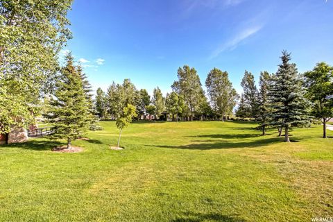 Tiny photo for 2189 E FAIR WINNS LN, Draper (UT Cnty), UT 84020 (MLS # 2154185)