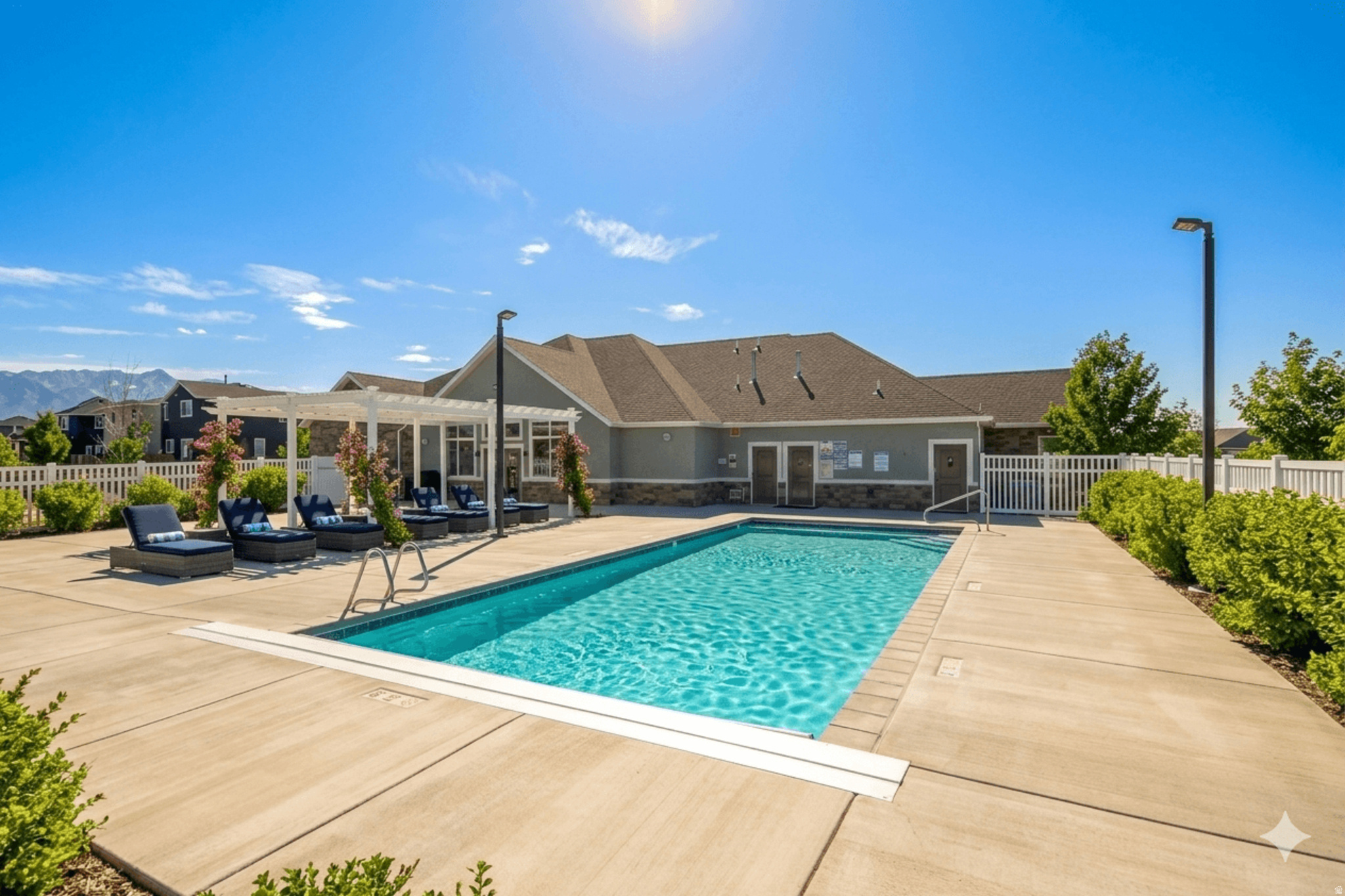 THE VILLAS AT WATERS EDGE - Residential