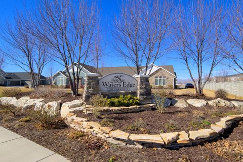 Tiny photo for 491 N MALLARD DR #C, Vineyard, UT 84059 (MLS # 2142204)