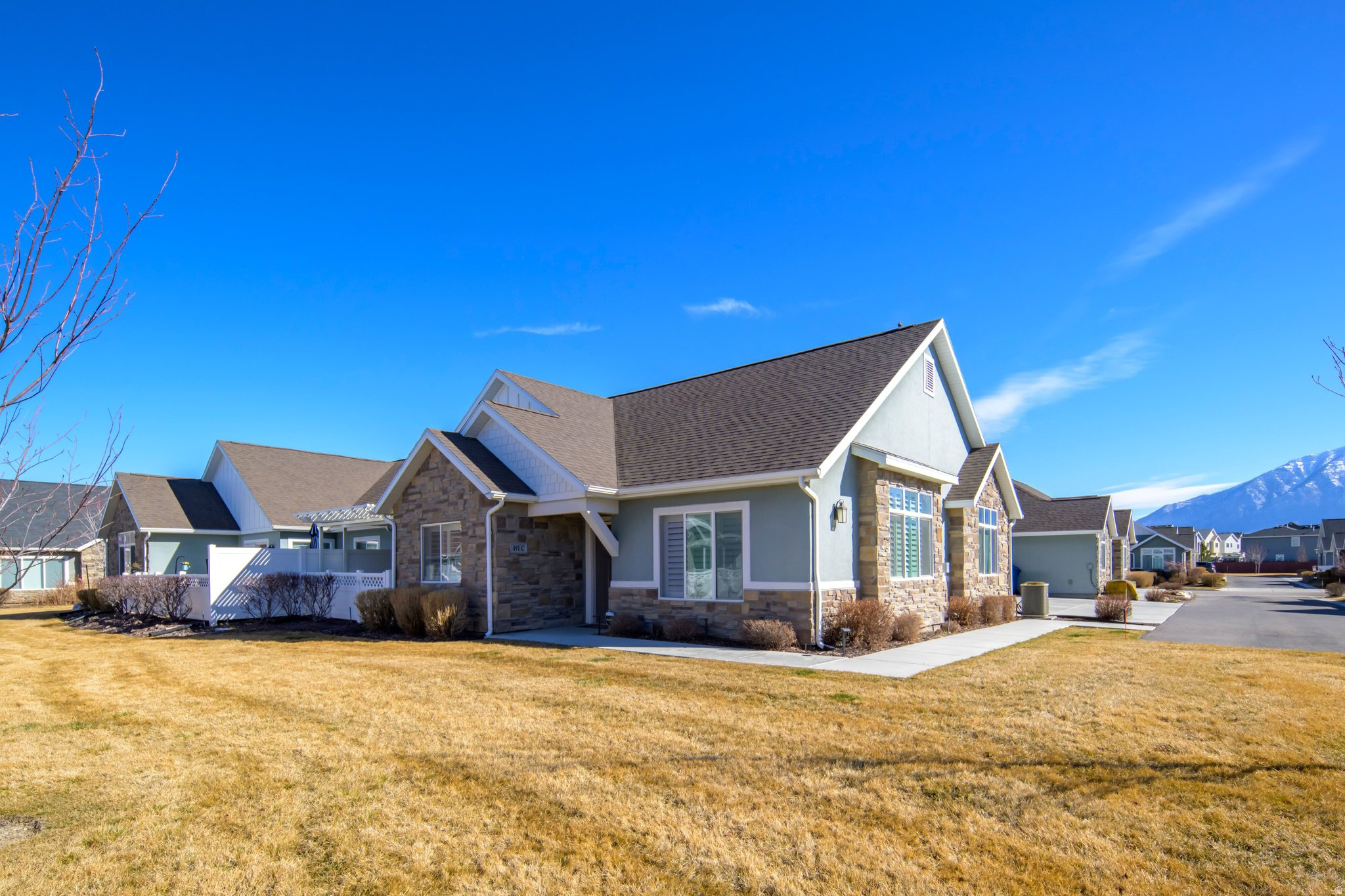 THE VILLAS AT WATERS EDGE - Residential