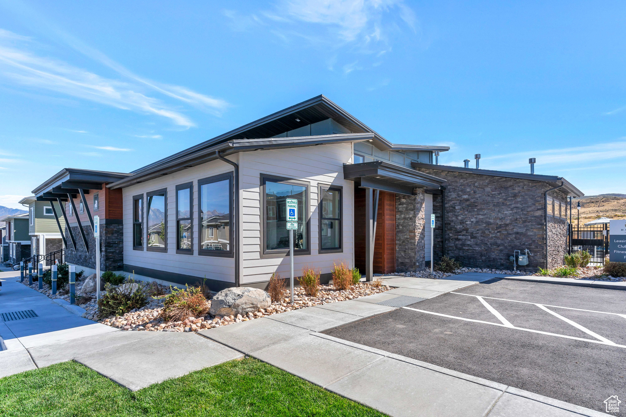 3721 W Pure Nirvana Ln, Herriman, Utah image 27