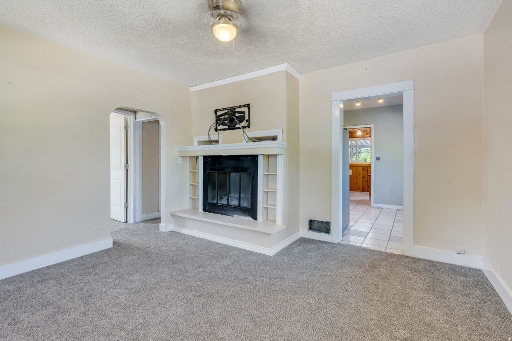 Photo of 823 KERSHAW ST, Ogden, UT 84403 (MLS # 2173337)