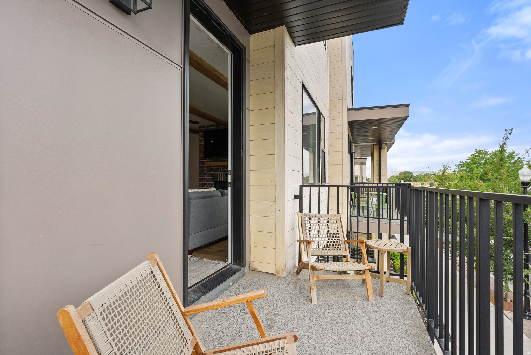 250 I STREET - Residential