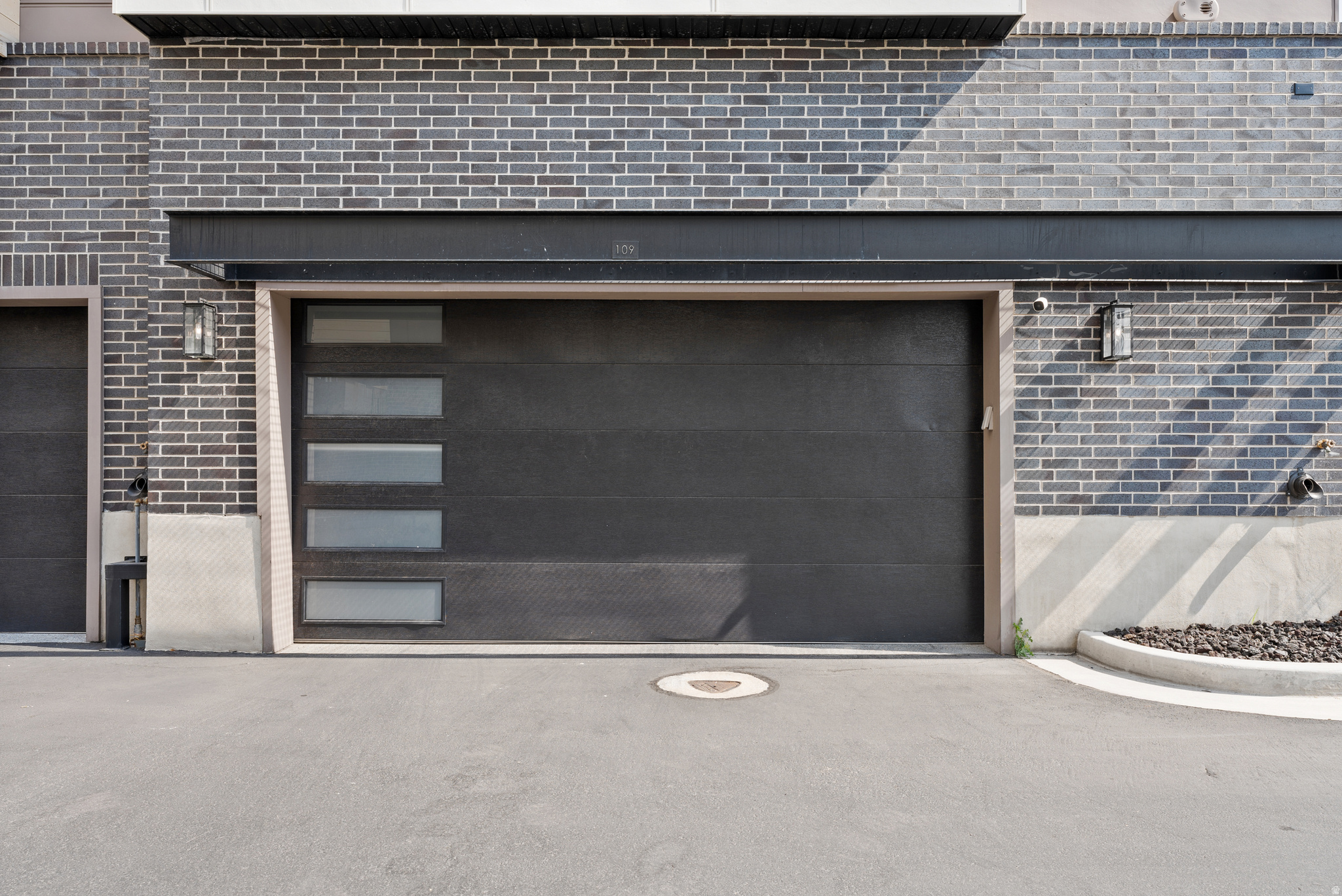 250 I STREET - Residential